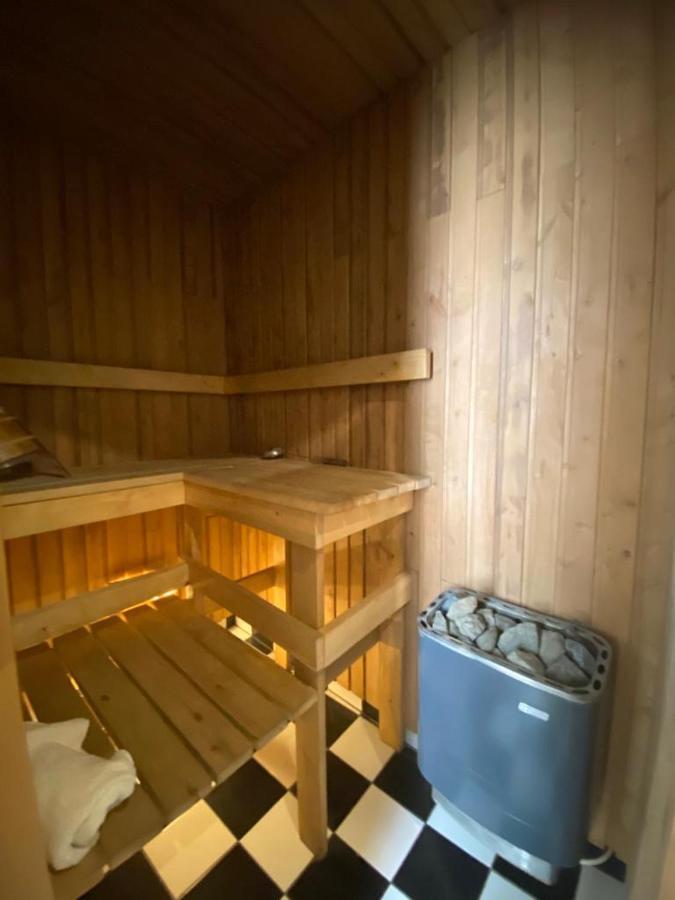 Апартаменты Medieval Unit With Sauna Таллин Экстерьер фото